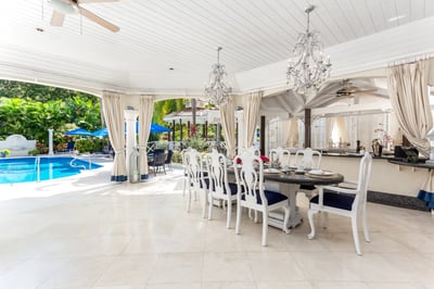 Luxury Villa Photo #7