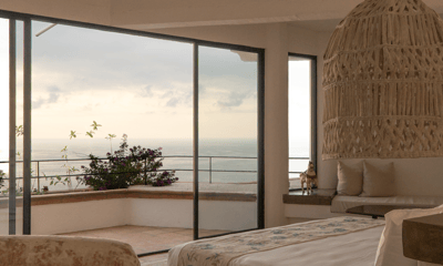 Luxury Villa Photo #24