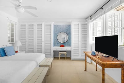 Luxury Villa Photo #23