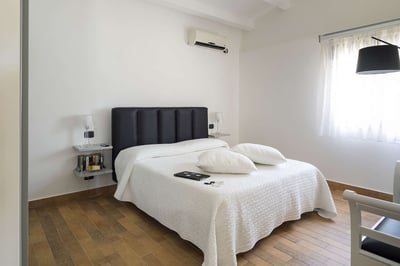 Luxury Villa Photo #45
