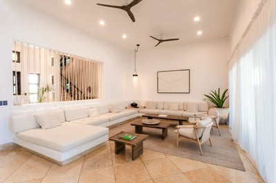 Luxury Villa Photo #12