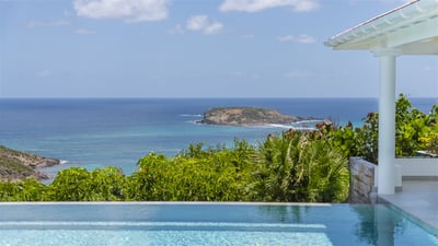 Luxury Villa Photo #10
