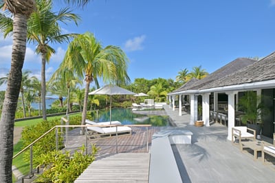 Luxury Villa Photo #23