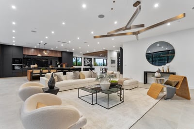 Luxury Villa Photo #26