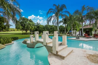 Luxury Villa Photo #10