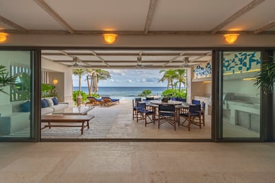 Luxury Villa Photo #13