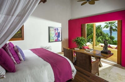 Luxury Villa Photo #22