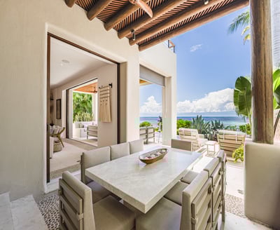 Luxury Villa Photo #18
