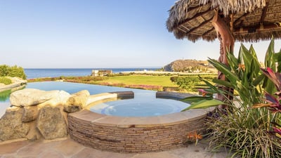 Luxury Villa Photo #24