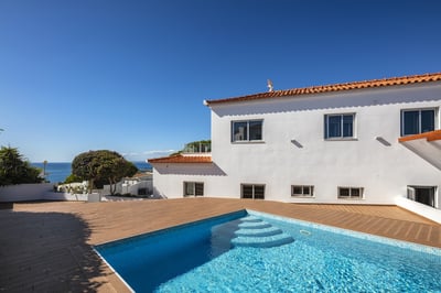 Luxury Villa Photo #4