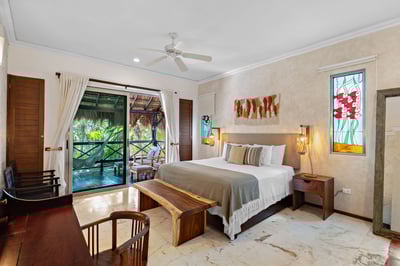 Luxury Villa Photo #50