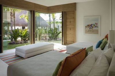 Luxury Villa Photo #38