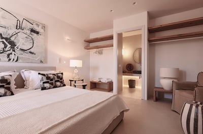 Luxury Villa Photo #44