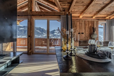 Luxury Villa Photo #16