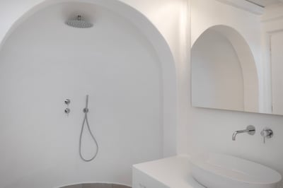 Luxury Villa Photo #32