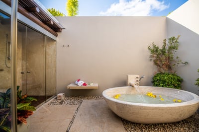 Luxury Villa Photo #27