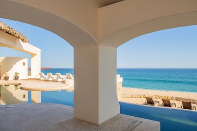 Luxury Villa Photo #9