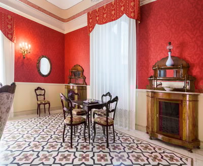 Luxury Villa Photo #19