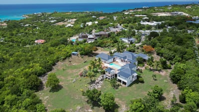 Luxury Villa Photo #47