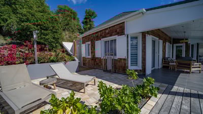 Luxury Villa Photo #9