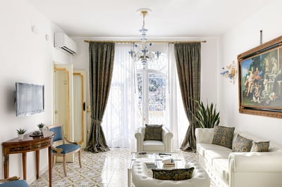 Luxury Villa Photo #19