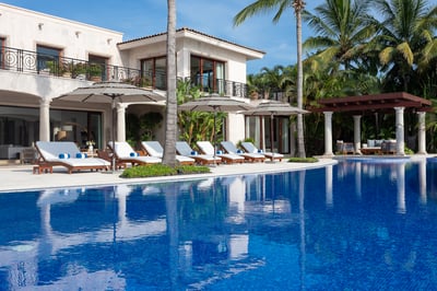 Luxury Villa Photo #8