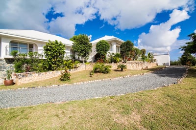 Luxury Villa Photo #41
