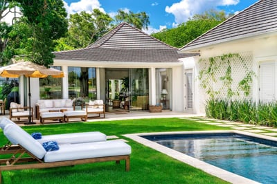 Luxury Villa Photo #2