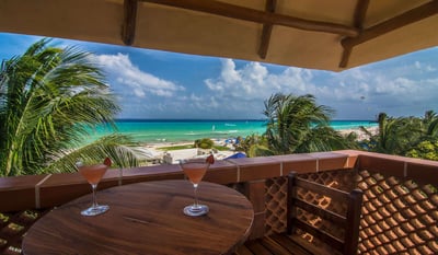 Luxury Villa Photo #11