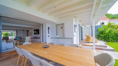 Luxury Villa Photo #30
