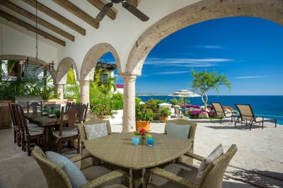 Luxury Villa Photo #8