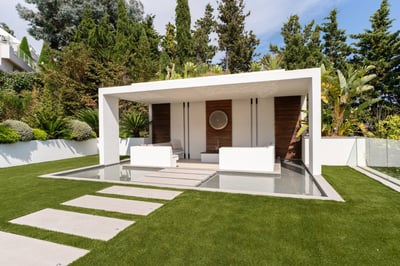 Luxury Villa Photo #5