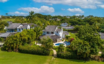 Luxury Villa Photo #2