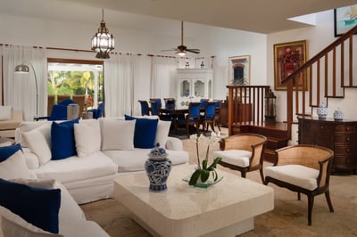 Luxury Villa Photo #11
