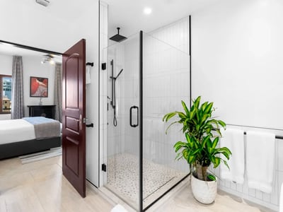 Luxury Villa Photo #28