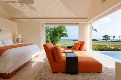 Luxury Villa Photo #13