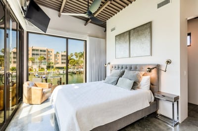 Luxury Villa Photo #11