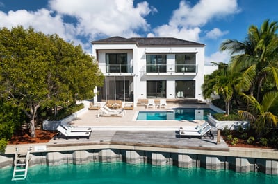 18 Kelly Isle Villa