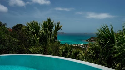 Luxury Villa Photo #5