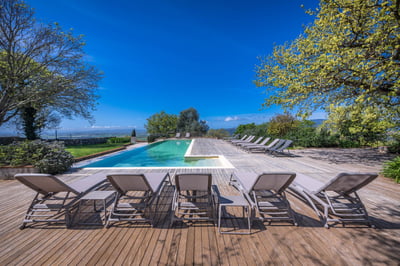 Luxury Villa Photo #12