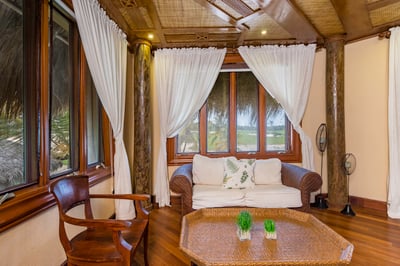 Luxury Villa Photo #47