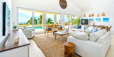 Luxury Villa Photo #16