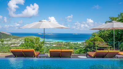 Luxury Villa Photo #11