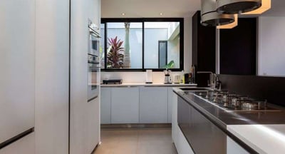 Luxury Villa Photo #13