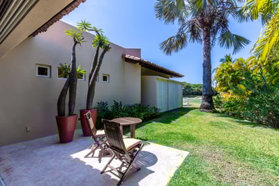 Luxury Villa Photo #14