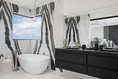 Luxury Villa Photo #38
