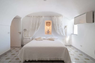 Luxury Villa Photo #42