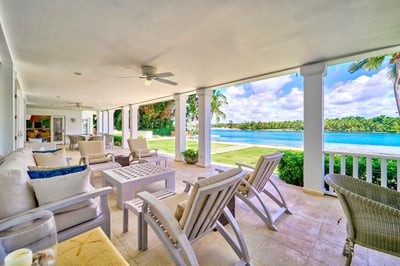 Luxury Villa Photo #10