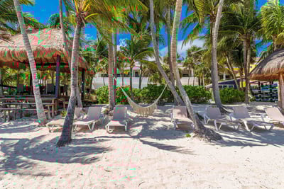Luxury Villa Photo #13