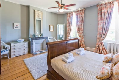 Luxury Villa Photo #17